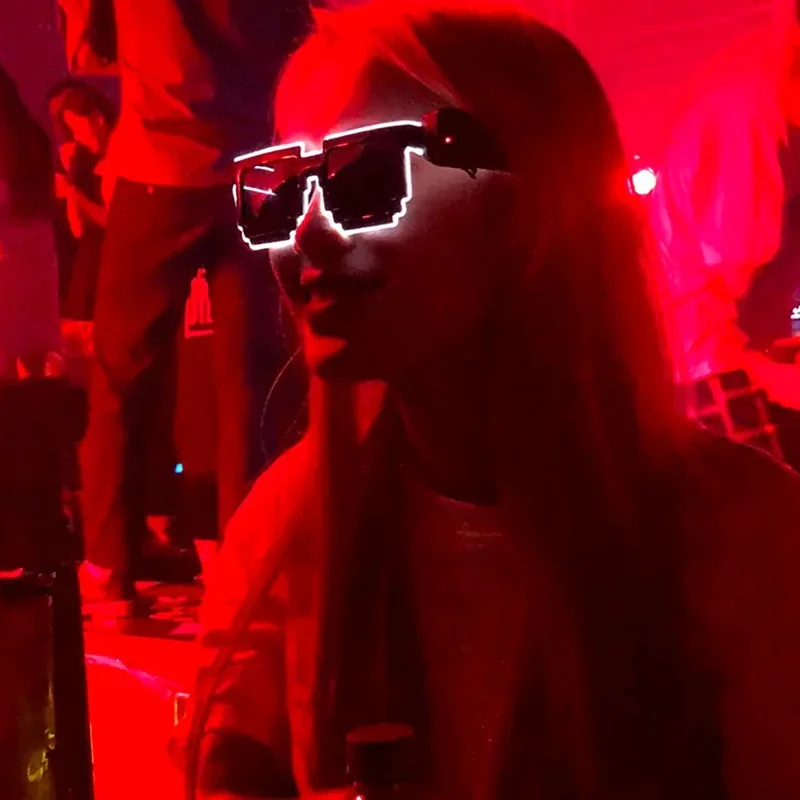 แว่นตา LED ไร้สายเรืองแสงในที่ - Glow In The Dark Party Glasses บทวิจารณ์และราคา